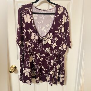 Floral V-Neck Women's Babydoll Top - Purple and Cream
